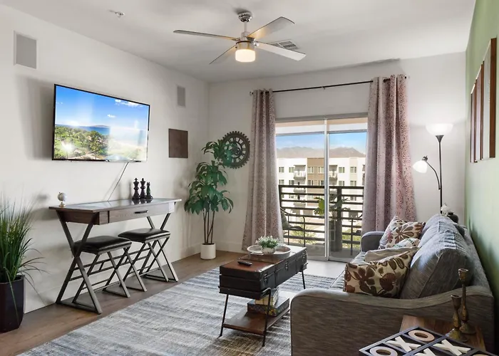 Apartment Near Mayo Pool & Hot Tub Sunny Getaway Scottsdale