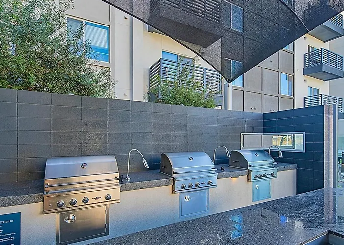 Apartment Near Mayo Pool & Hot Tub Sunny Getaway *
